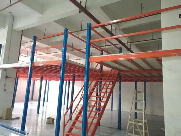 钢构阁楼平台
